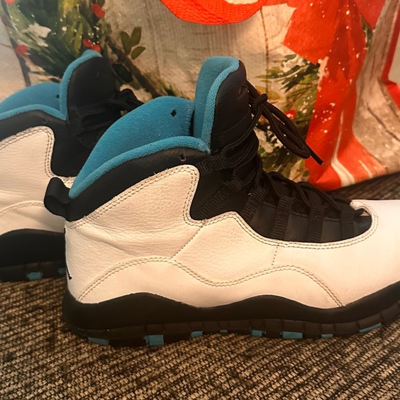 Nike Air Jordan 10 Retro GS Powder Blue 310806-106 Youth Size 6.5Y - Picture 2 of 7